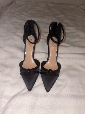 Black Pointed Toe Ankle Strap Heels by Badgley Mischka